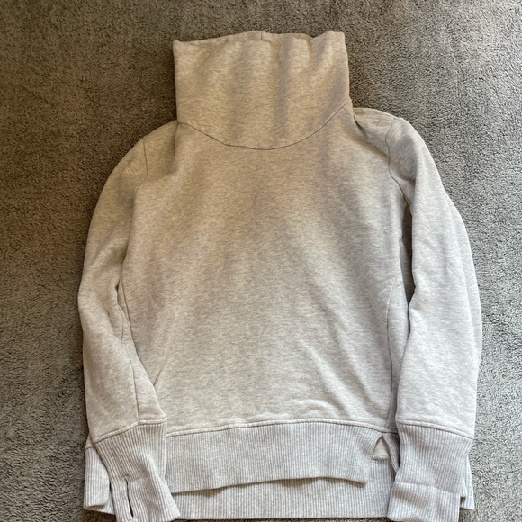 Athleta Tops - Athleta Women’s Light Gray Funnel Neck Sweatshirt